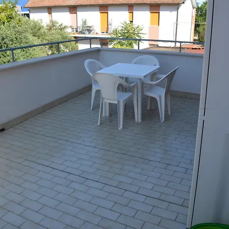Casa Argi קמראנו